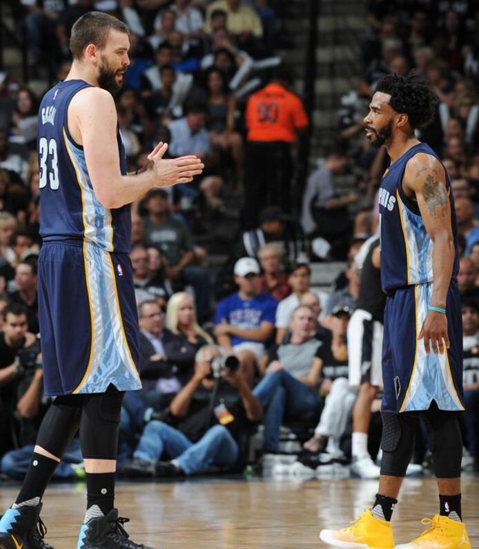 展现出顽强 展现出顽强