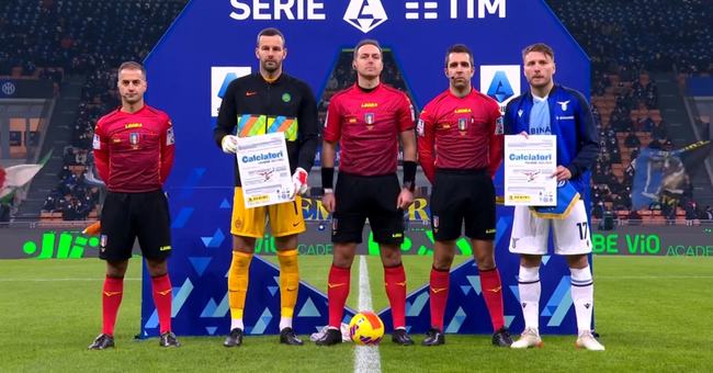 角色在台上 角色在台上